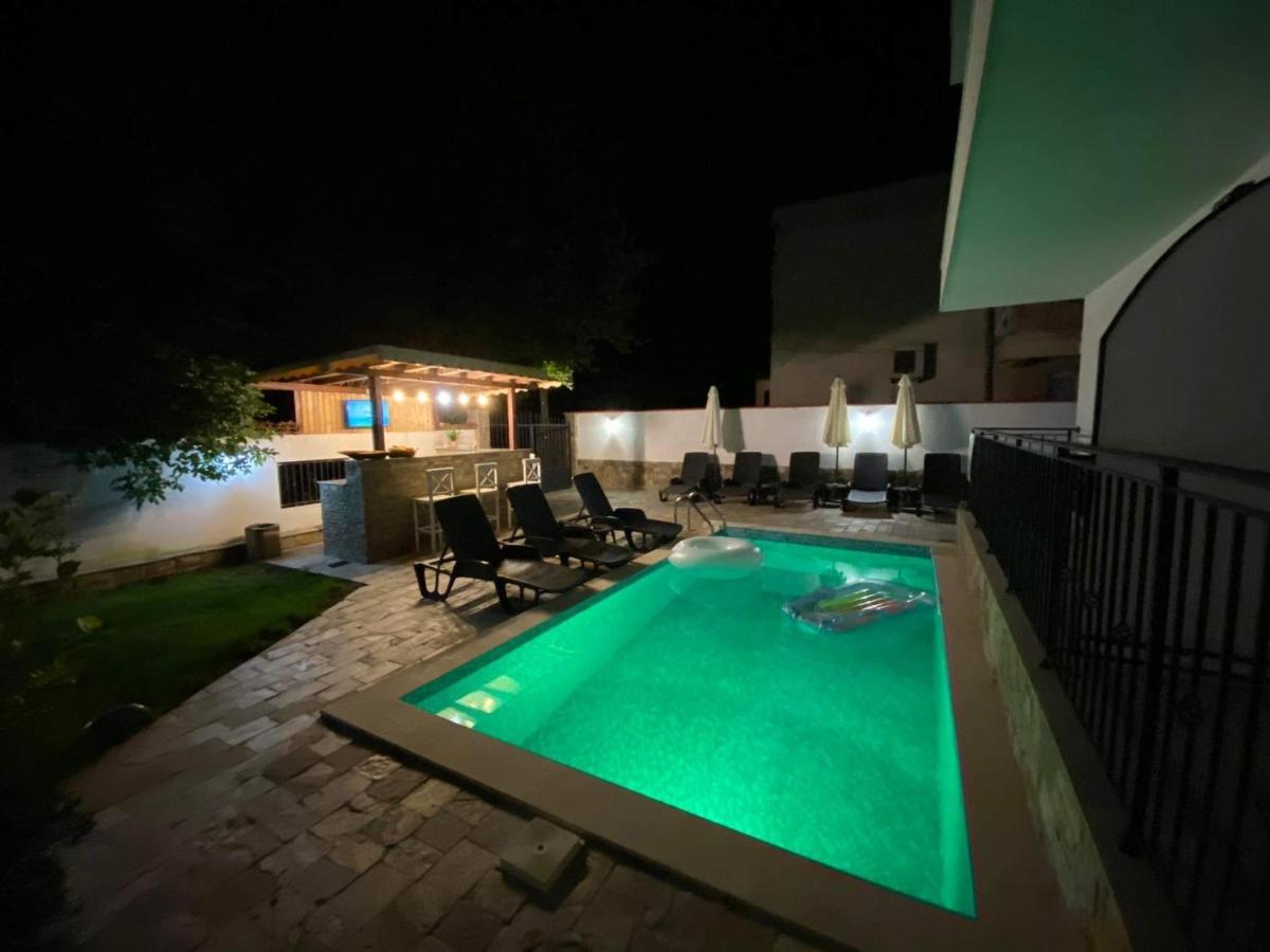 Villa Aqua Family Hotel Burgas Ngoại thất bức ảnh